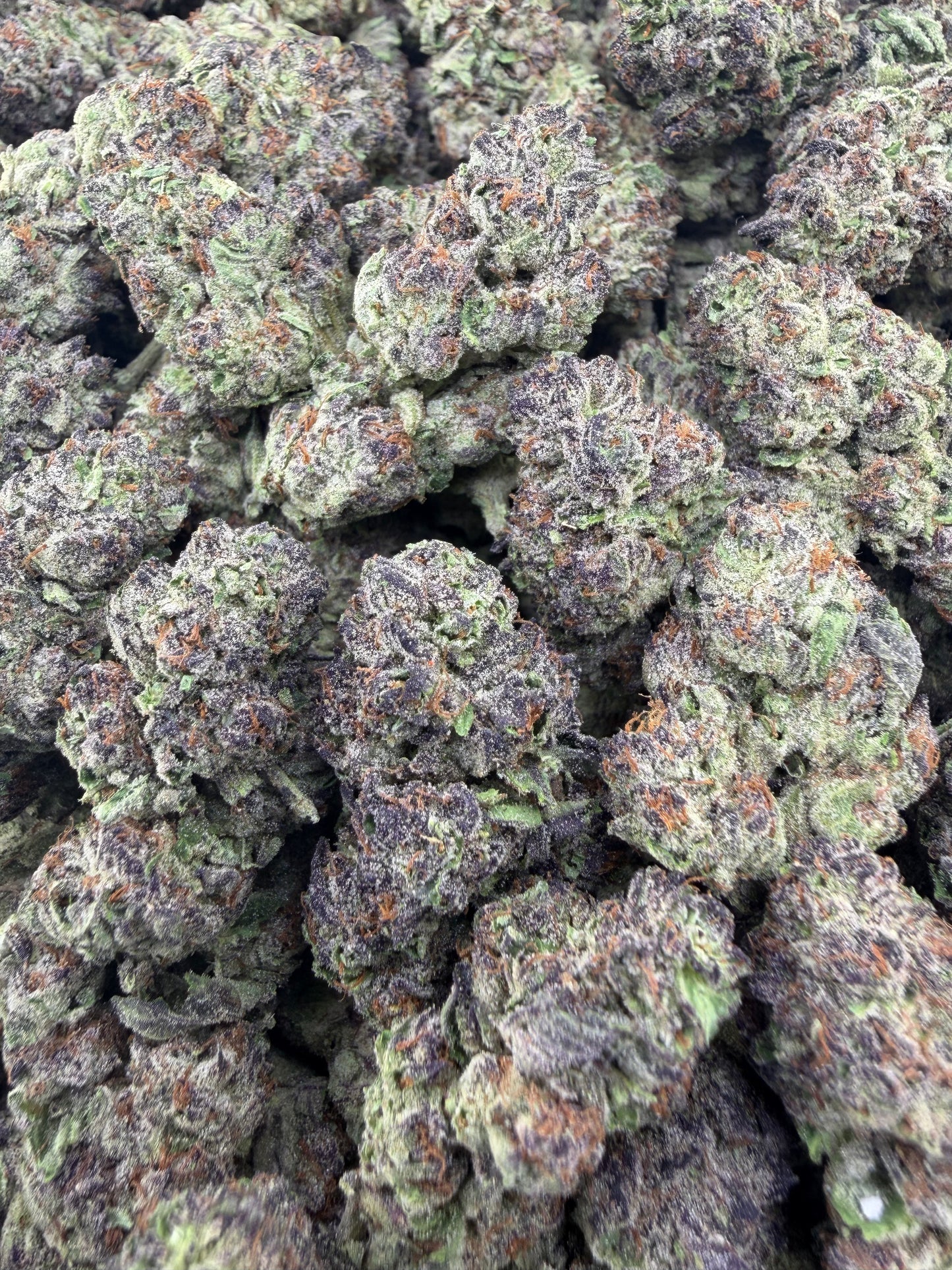 THC-A FLOWER WEDDING CAKE - HYBRID (LIGHT DEP)